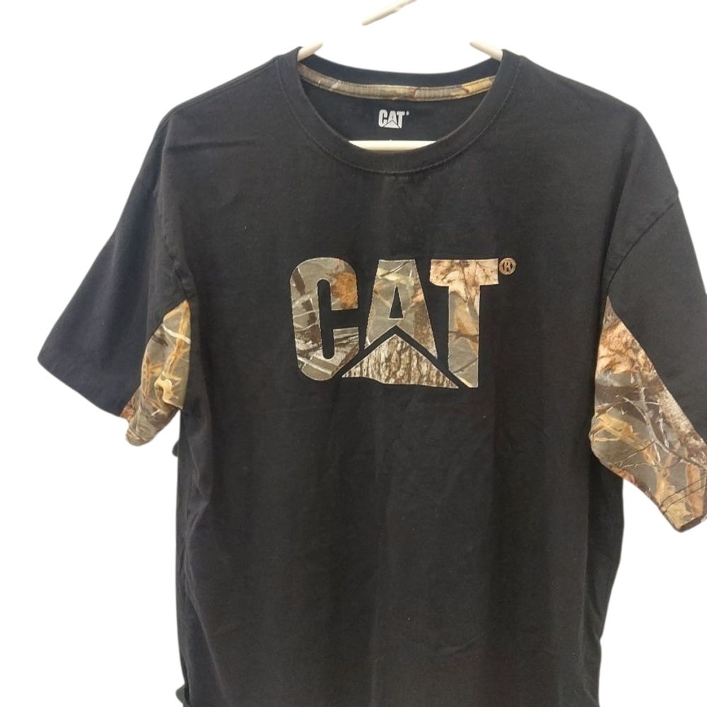 CAT Black and Camouflage Men's T-Shirt